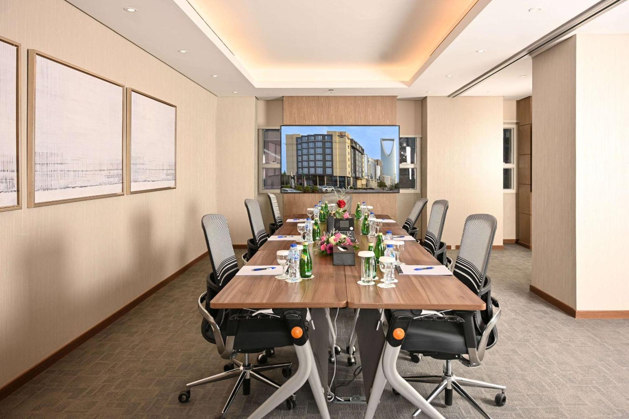 Comfort Hotel Riyadh Olaya Dış mekan fotoğraf